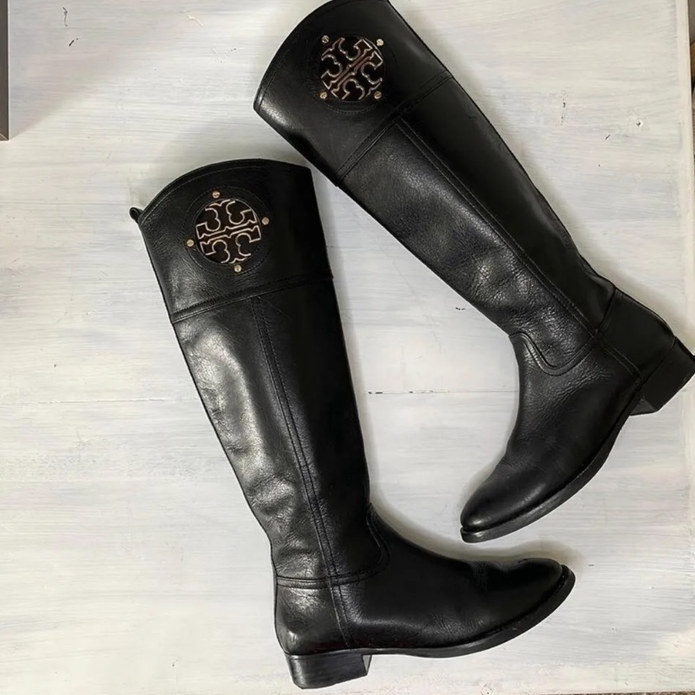 Tory Burch Kiernan black Riding boots size 5.5 **STORE DISPLAY PAIR**